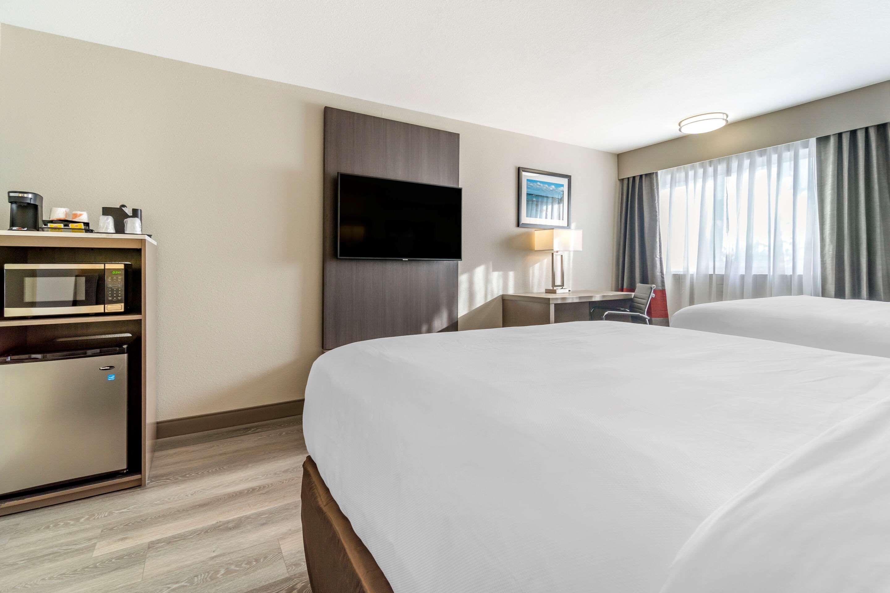 Comfort Inn & Suites Pacific - Auburn Zewnętrze zdjęcie